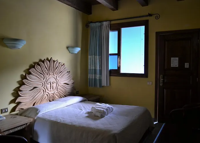 Dell'ancora Вилласимиус