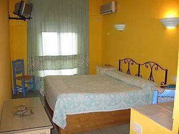 Dell'ancora מלון