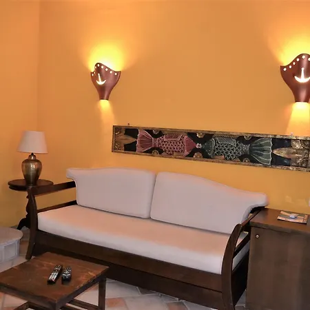 酒店 Dell'ancora 3*